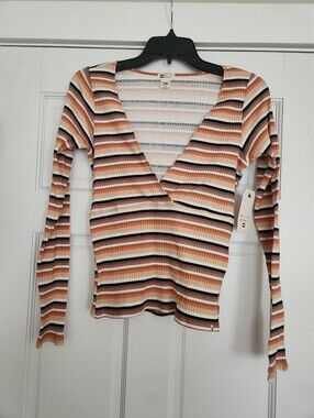 ✨️NWT Billabong Long Sleeve V Neck Tee Top Striped Orange Black Sexy